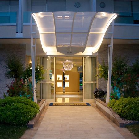 Hotel Hiki 3 Superior Bibione Exterior foto