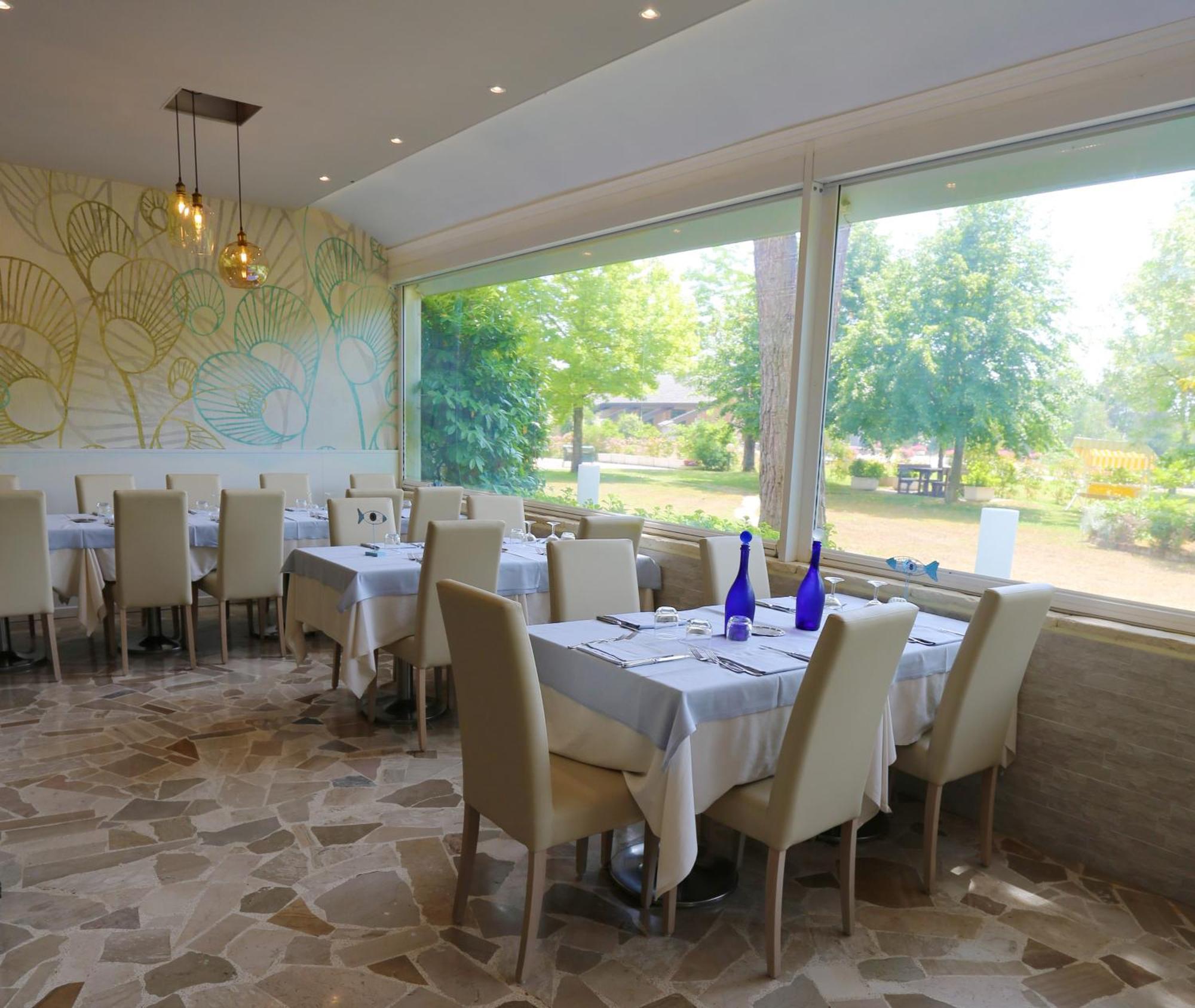 Hotel Hiki 3 Superior Bibione Exterior foto